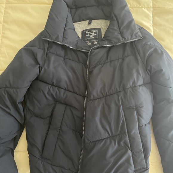 Cropped Abercrombie Coat - Picture 2 of 3